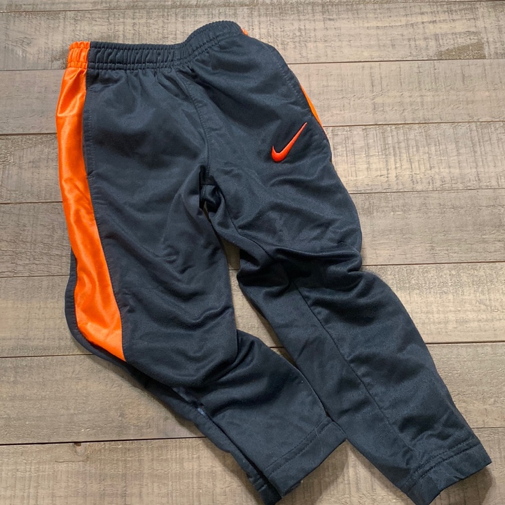 Nike Toddler Boy Pants. GUC size 3T
